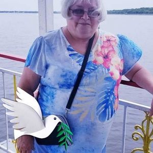 Meet your Posher, Joan